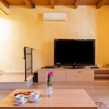 Holiday Ana's Paradise - Three Bedroom Holiday With Hot Tub And Terrace * Mlini